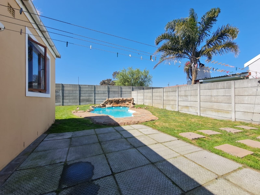 3 Bedroom Property for Sale in Windsor Park Estate Western Cape